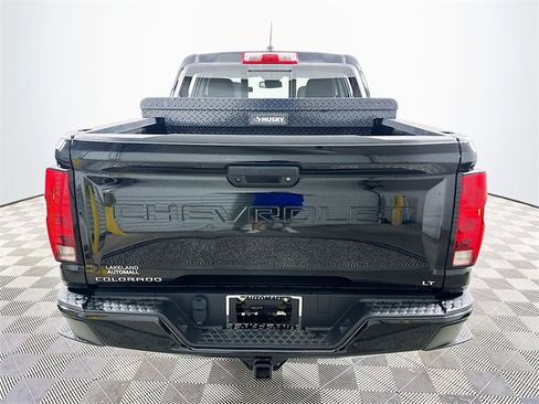 Used 2024 Chevrolet Colorado LT w/ LT Convenience Package II image 4