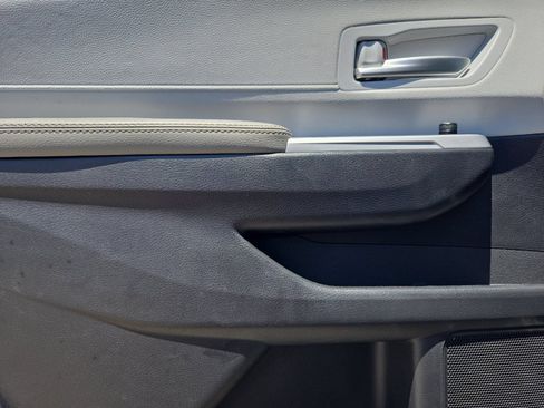 Certified 2026 Toyota Sienna XLE FWD image 10