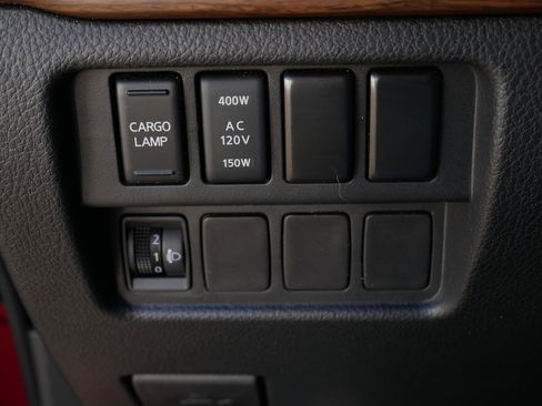 Used 2021 Nissan Titan Platinum Reserve w/ Moonroof Package image 26