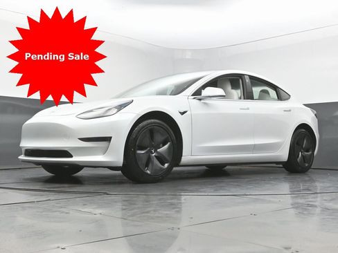 Used 2019 Tesla Model 3 Standard Range Plus image 47
