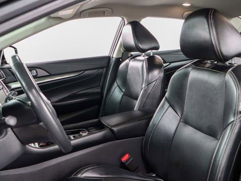 Used 2023 Nissan Maxima SV w/ Floor Mat Group image 23