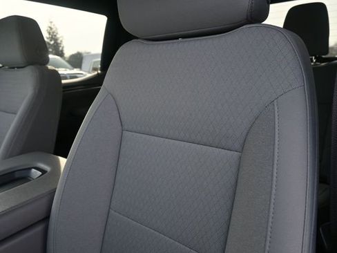 Used 2025 Chevrolet Silverado 1500 LT image 19