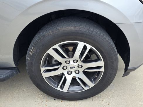 Used 2024 Ford Expedition Max Limited RWD image 13