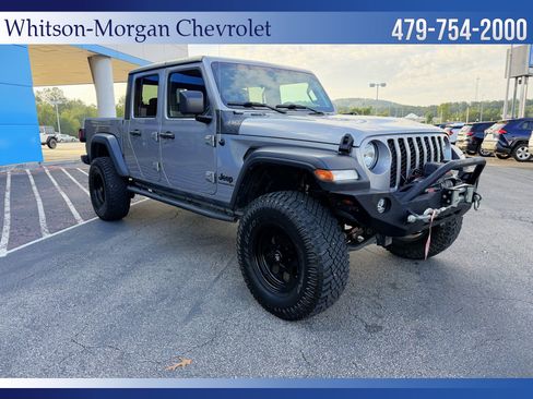 Used 2020 Jeep Gladiator Sport w/ Quick Order Package 24S image 4