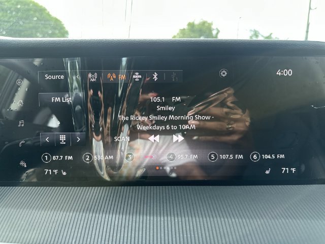 Used 2025 Nissan Murano SV AWD/4WD image 25