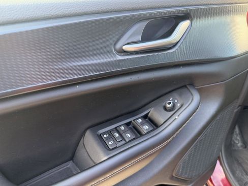 Used 2023 Jeep Grand Cherokee Altitude image 26