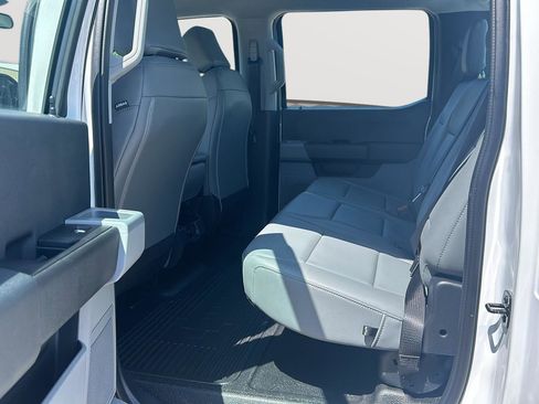 New 2026 Ford F250 XL AWD/4WD image 17