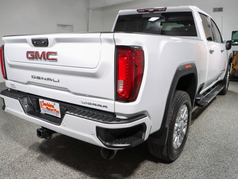 Used 2021 GMC Sierra 2500 Denali w/ Denali Ultimate Package AWD/4WD image 7