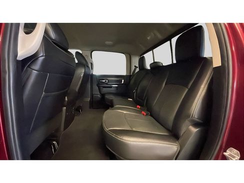 Used 2018 RAM 1500 Laramie w/ Convenience Group AWD/4WD image 15