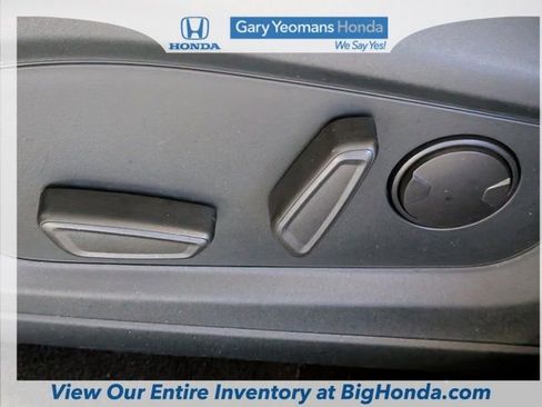 Used 2021 Ford Explorer XLT w/ Equipment Group 202A RWD image 24