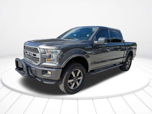 Used 2015 Ford F150 XLT w/ Equipment Group 301A Mid AWD/4WD image 8