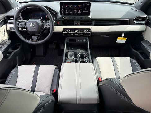 New 2026 Honda Passport TrailSport Elite image 7