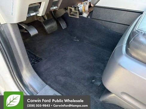 Used 2010 Ford Expedition EL Limited AWD/4WD image 27