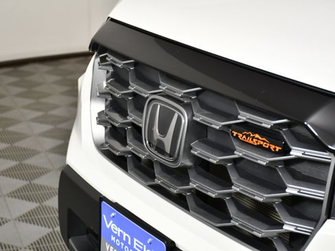Certified 2023 Honda Passport TrailSport image 11