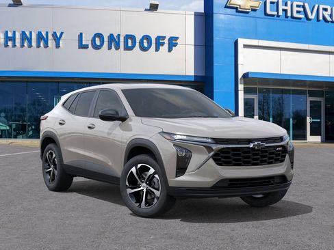 New 2026 Chevrolet Trax RS w/ Sunroof Package FWD image 7
