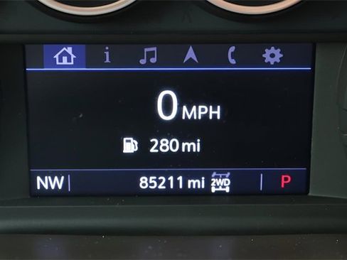 Used 2020 Chevrolet Silverado 1500 LT w/ All-Star Edition image 24