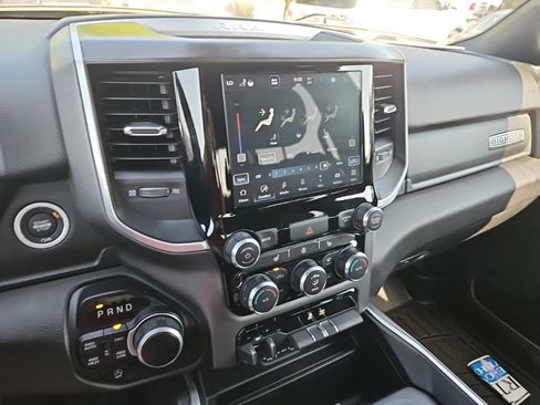 Used 2023 RAM 1500 Big Horn AWD/4WD image 20