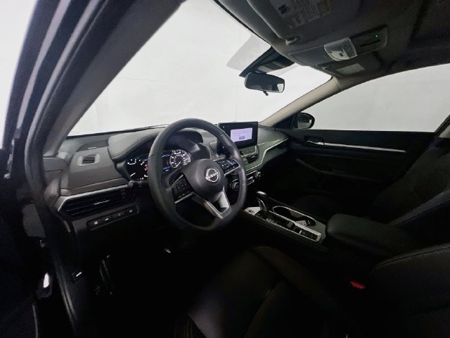 Used 2024 Nissan Altima 2.5 SL FWD image 18