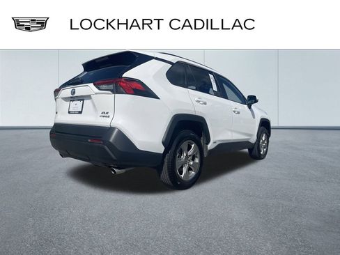 Used 2024 Toyota RAV4 XLE image 8