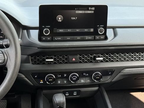 Used 2023 Honda Accord EX image 16