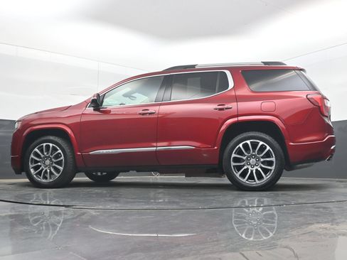 Used 2022 GMC Acadia Denali w/ Denali Ultimate Package AWD/4WD image 26