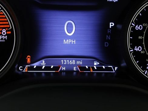 Used 2022 Jeep Cherokee Latitude Lux w/ Sun & Sound Group image 19