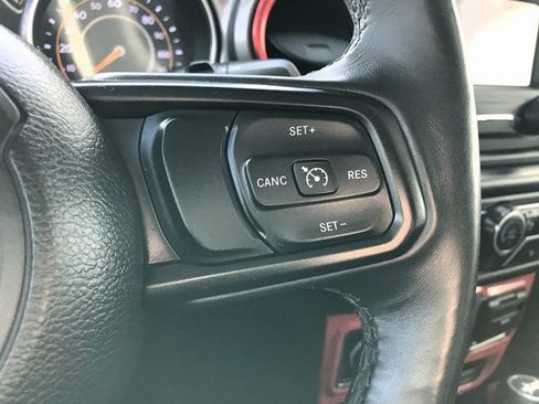 Used 2019 Jeep Wrangler Unlimited Sport S image 10