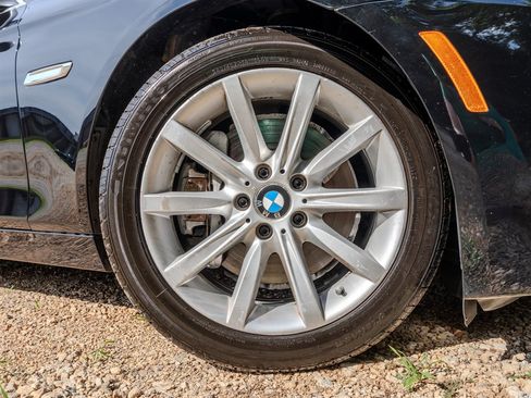 Used 2015 BMW 535i xDrive Sedan w/ Driver Assistance Package AWD/4WD image 13