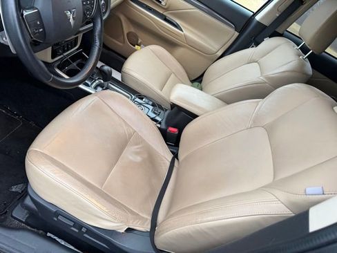 Used 2019 Mitsubishi Outlander GT image 8