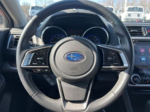 Used 2018 Subaru Outback 3.6R Limited w/ Popular Package #2 AWD/4WD image 11