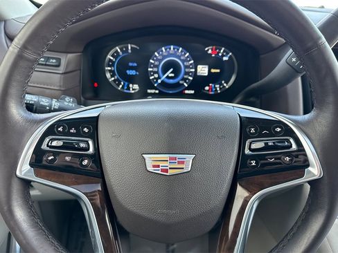 Used 2016 Cadillac Escalade Premium image 31