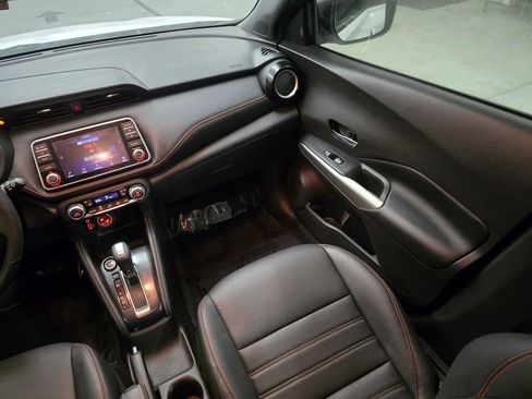 Used 2020 Nissan Kicks SR w/ SR Premium Package image 34