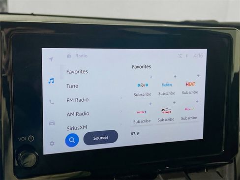 Certified 2023 Toyota Corolla Cross XLE image 14
