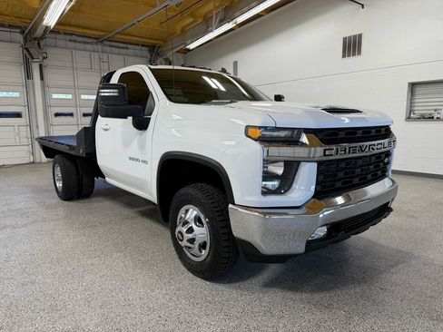 Used 2022 Chevrolet Silverado 3500 LT w/ Convenience Package AWD/4WD image 6