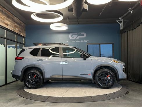Used 2025 Nissan Rogue Rock Creek w/ Rock Creek Premium Package image 2