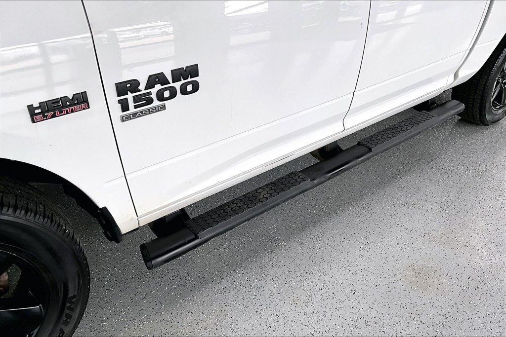 Used 2019 RAM 1500 Express w/ Wheel & Sound Group AWD/4WD image 33
