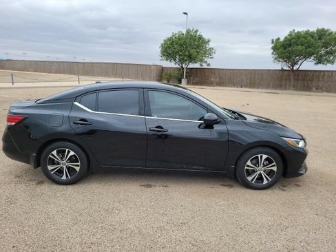 Certified 2023 Nissan Sentra SV FWD image 5