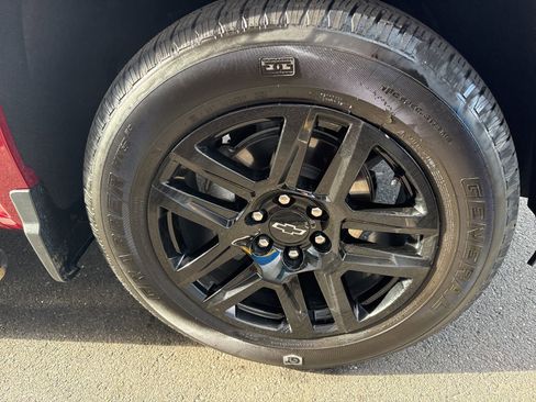 Used 2024 Chevrolet Silverado 1500 RST AWD/4WD image 12