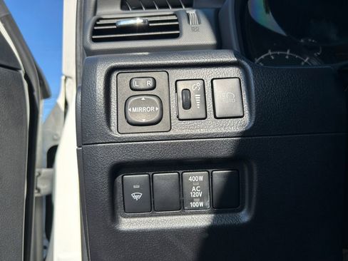 Used 2020 Toyota 4Runner SR5 Premium w/ Moonroof Package AWD/4WD image 19