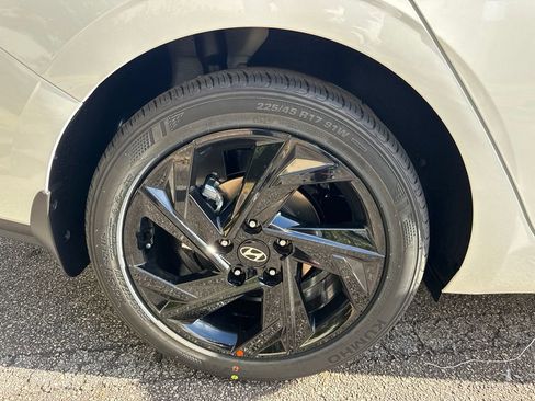 Certified 2026 Hyundai Elantra Sport image 17