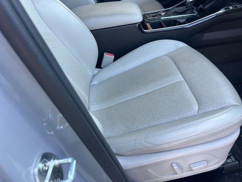 Used 2022 Kia Sorento SX image 24