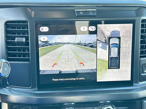 New 2026 Ford F250 Lariat w/ Chrome Package image 9