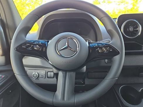 New 2026 Mercedes-Benz Sprinter 2500 image 17