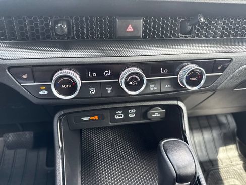 Certified 2024 Honda CR-V Sport image 31