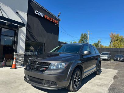 Used 2018 Dodge Journey SE w/ Connectivity Group