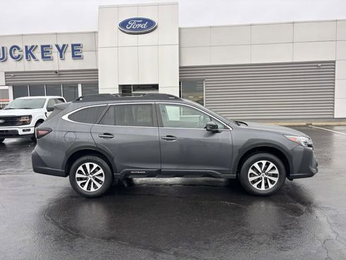 Used 2023 Subaru Outback Premium image 10