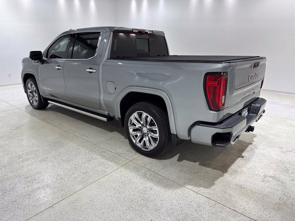Used 2026 GMC Sierra 1500 Denali AWD/4WD image 3