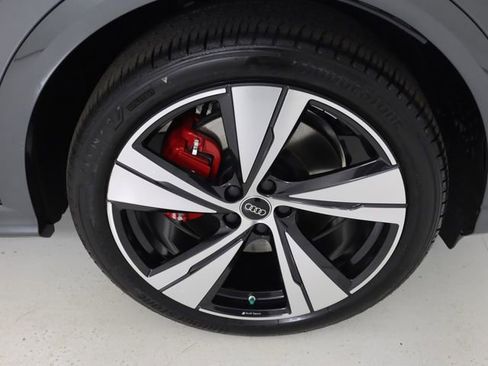New 2026 Audi SQ5 Premium Plus AWD/4WD image 9