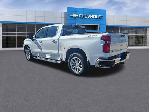 Used 2021 Chevrolet Silverado 1500 LTZ w/ LTZ Premium Package image 3