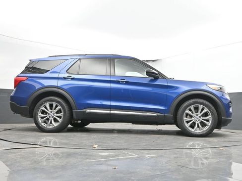Used 2023 Ford Explorer Limited AWD/4WD image 56